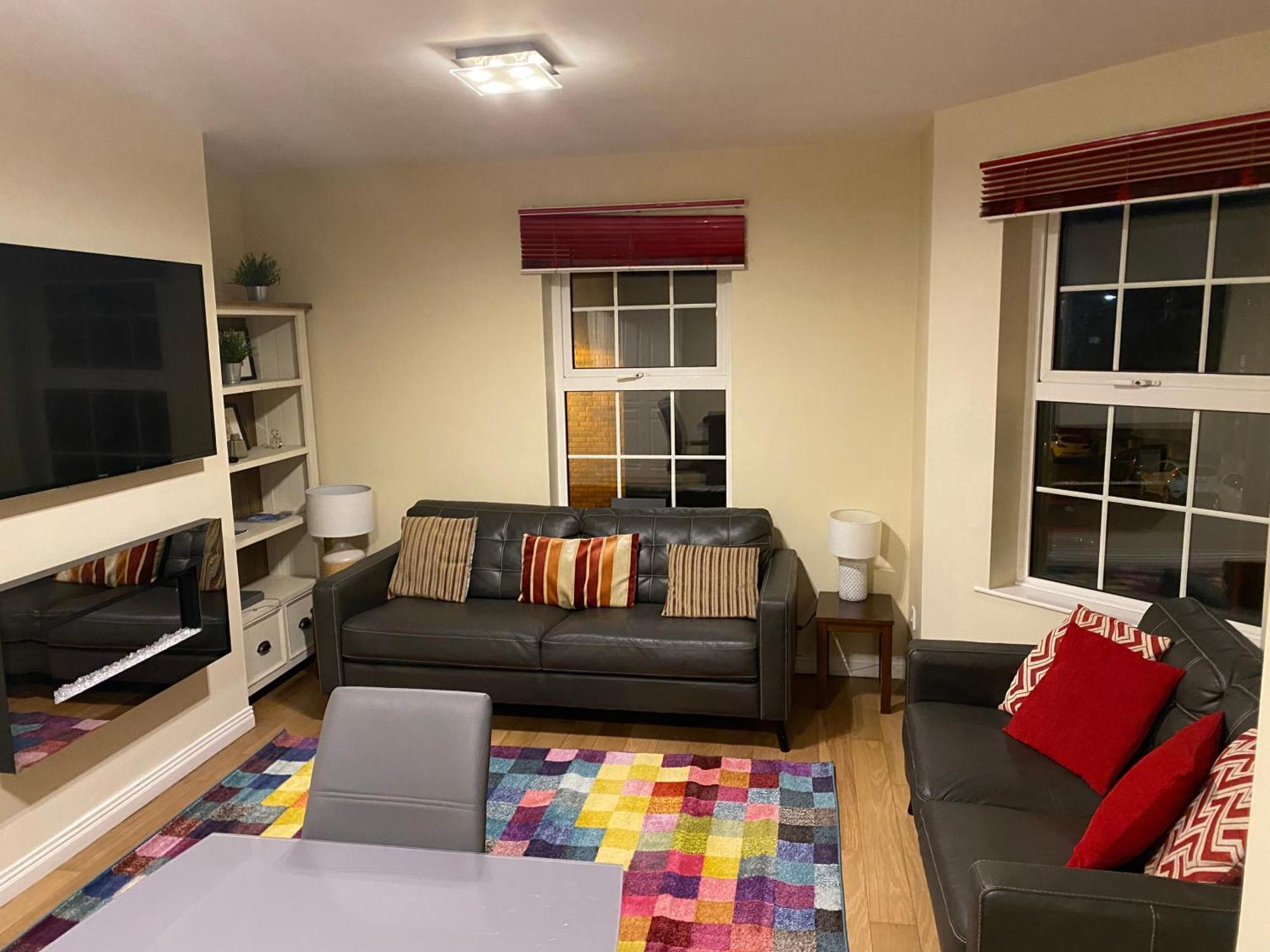 Апартаменты 4 Bed Duplex Apartment,